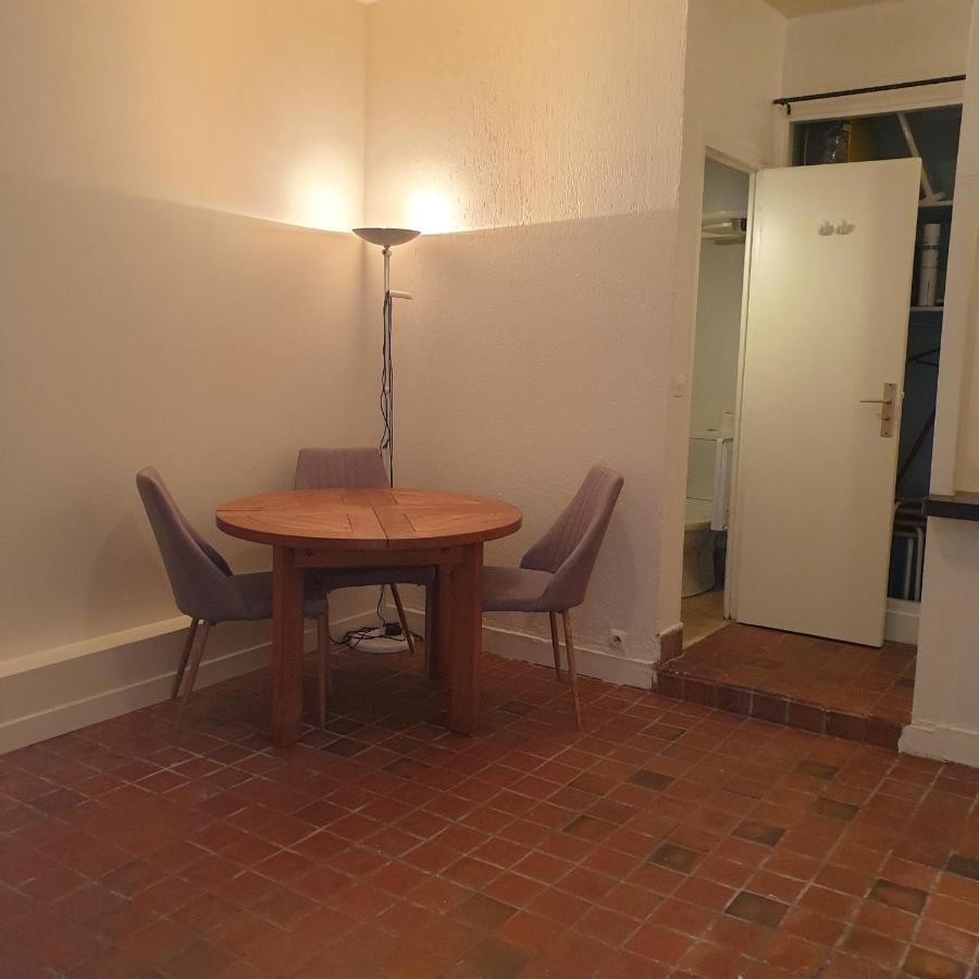Le Studio Des Enfants Rouges Apartment Paris Exterior photo